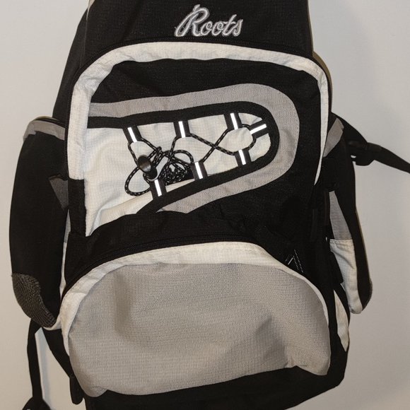Roots backpack - Picture 2 of 3